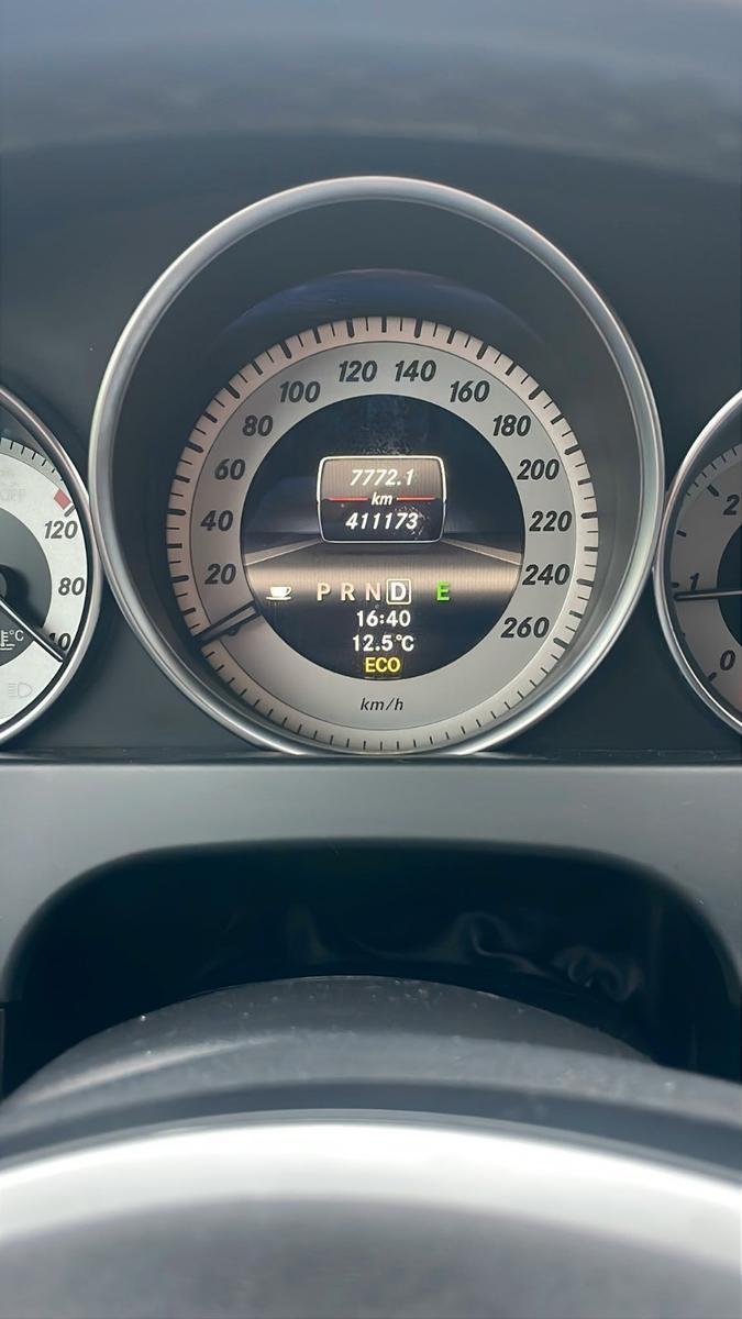 Mercedes-Benz C220 2013 — rear view