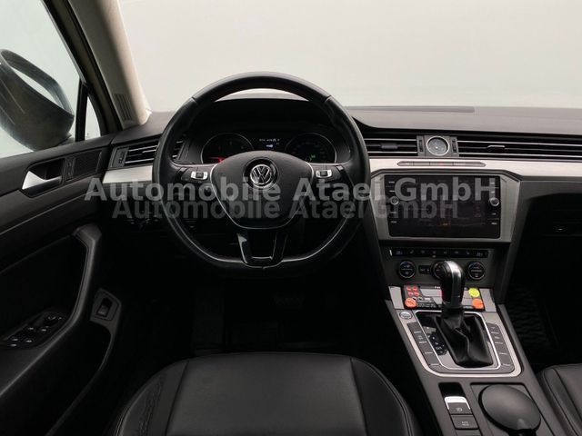 Fahrzeugabbildung Volkswagen Passat Variant TDI DSG *TAXI* TAXAMETER+TOP 3227