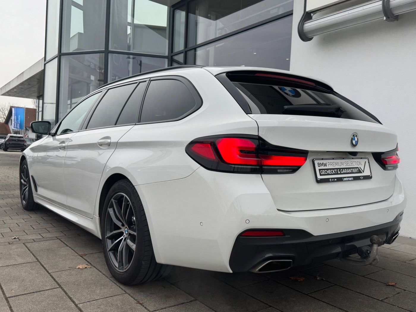 Fahrzeugabbildung BMW 540d xDrive Tour. M-Sport AHK 2 JAHRE GARANTIE