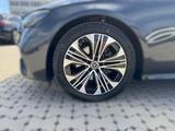 Mercedes-Benz E 220 d T AVANTGARDE ADV. PLUS+AHK+360°+DISTR.++ - Mercedes-Benz E 220 mit Diesel-Antrieb