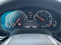 BMW 520d Autom. *DISPLAY KEY*HEAD UP*SURROUND VIEW*