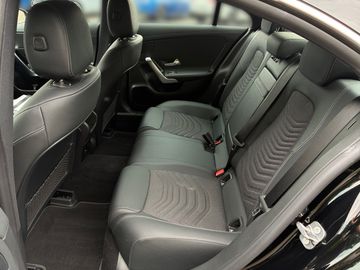 Mercedes CLA 200 - 9