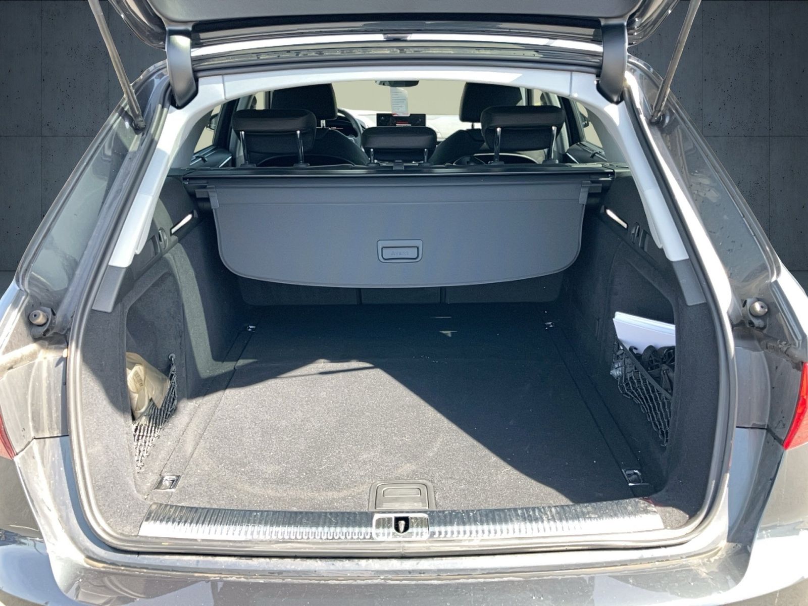 Audi A4 - Bild 14