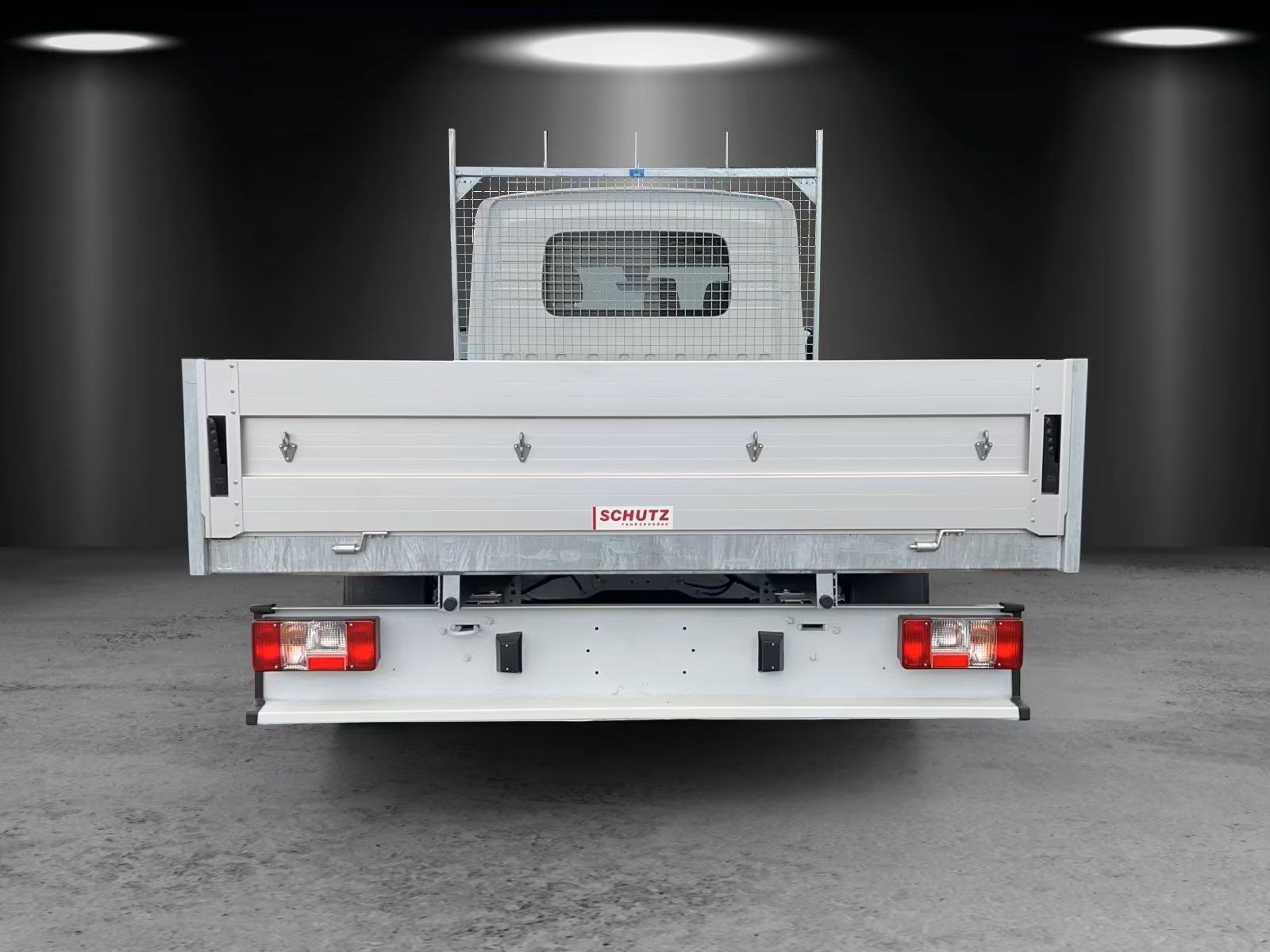 Fahrzeugabbildung Maxus eDeliver 9 Chassis Cab L3 N1 65 kWh