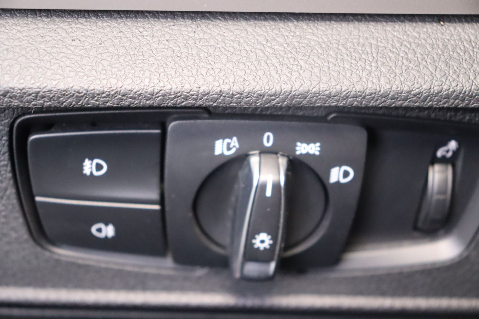 Fahrzeugabbildung BMW 220 i  * Xenon * Navi * Lenkradhzg. * Leder