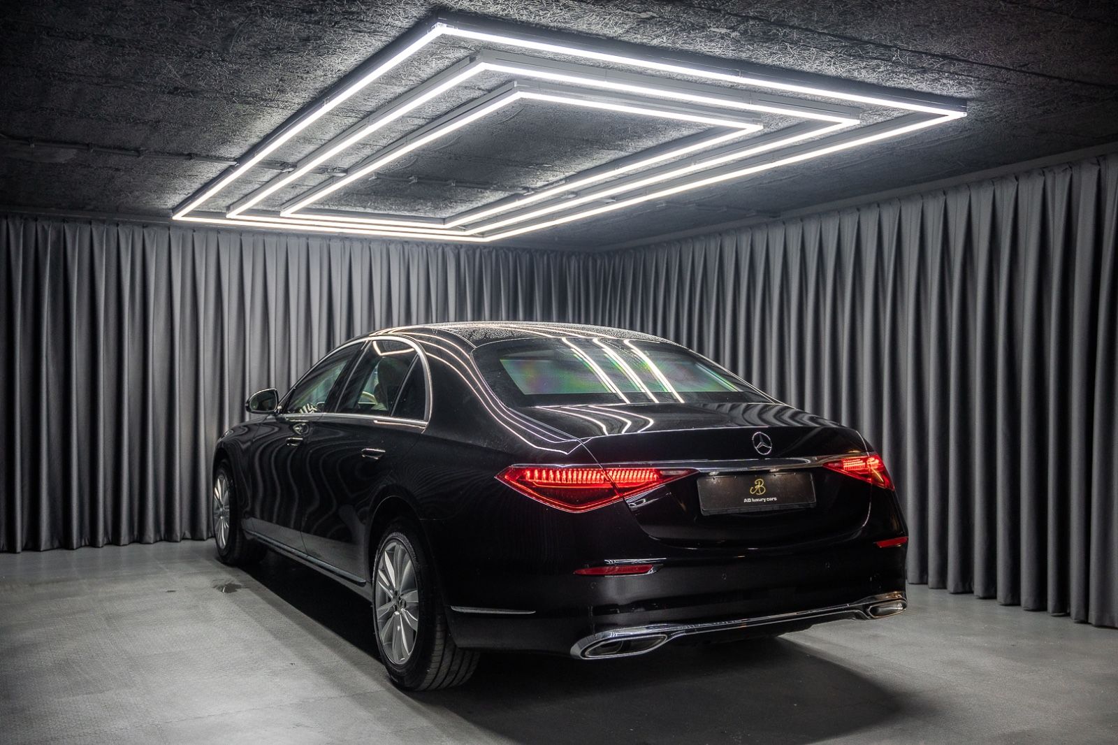Fahrzeugabbildung Mercedes-Benz S 680 4M GUARD Armored VR10 FULL STOCK 2025