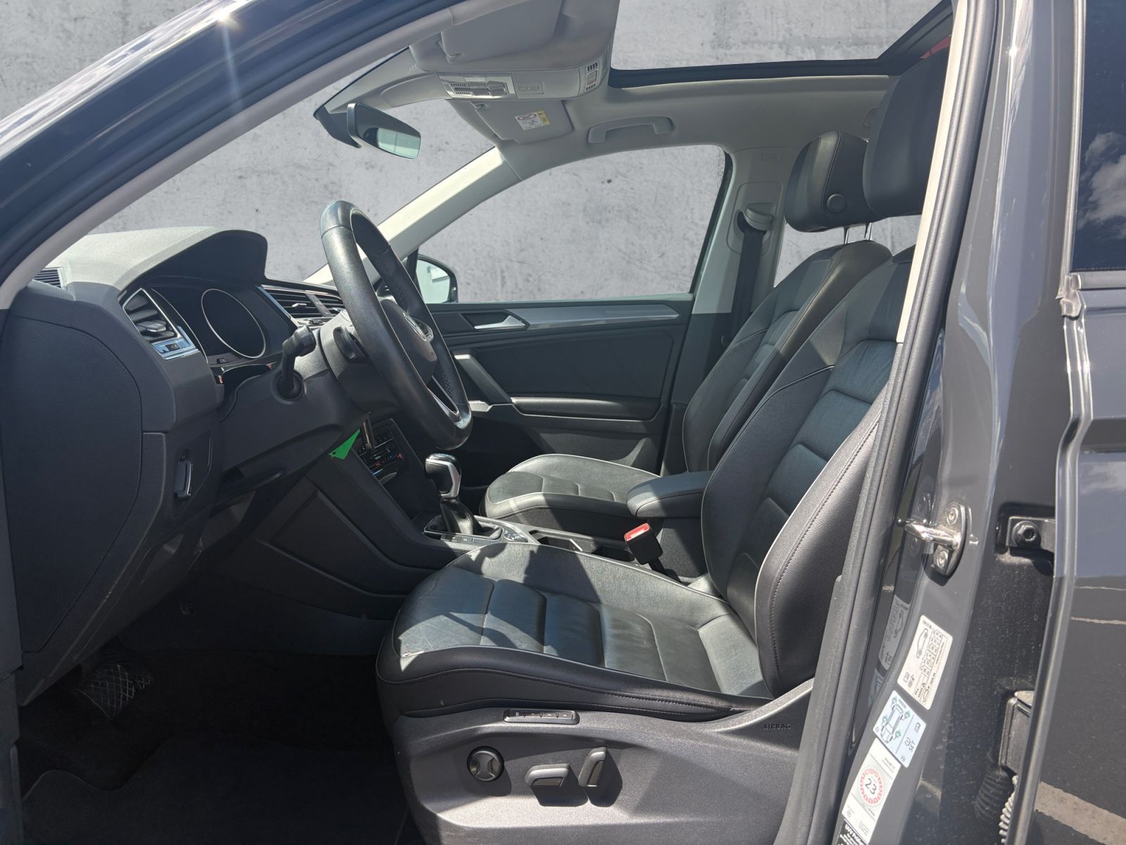 Volkswagen Tiguan - Bild 12