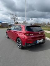 Hyundai i30 1.5 T-GDI Hybrid N Line DCT N Line - mit Hybrid-Antrieb: Rot, Schiebedach, Limousine