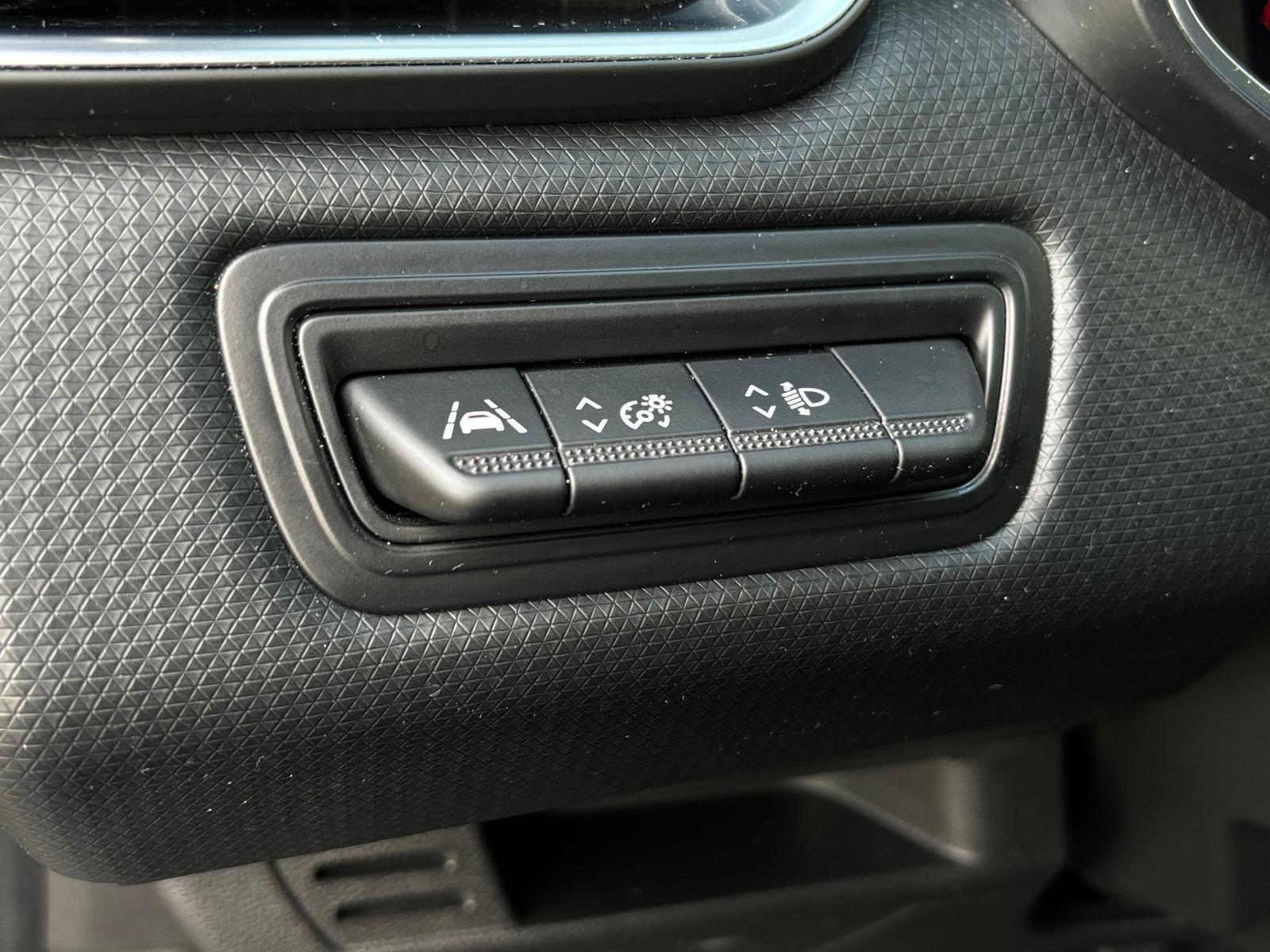 Renault Clio V 1.0 Intens LED Handsfree Kamera CarPlay