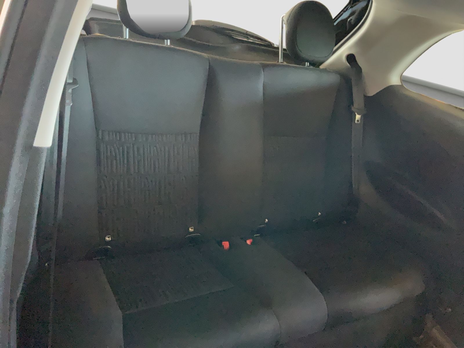 Fahrzeugabbildung Fiat 500e + Radio- & Winterpaket