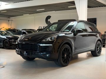 Porsche Cayenne - 1