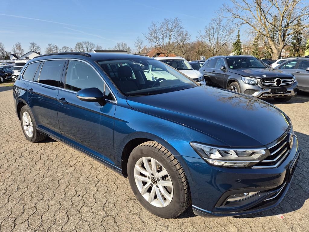 Volkswagen Passat Variant 1.5 TSI DSG Business