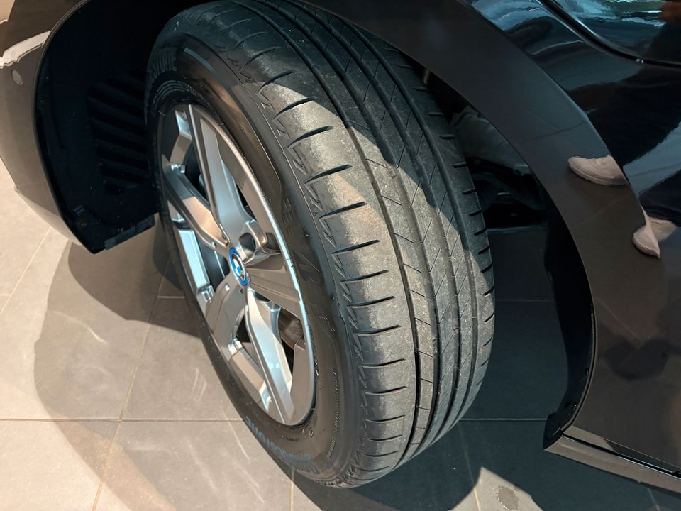 BMW 230 Active Tourer — fotografia 3