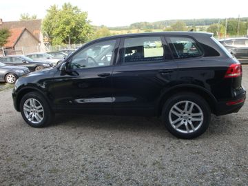 Volkswagen Touareg - 3