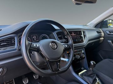 Volkswagen T-Roc - 11