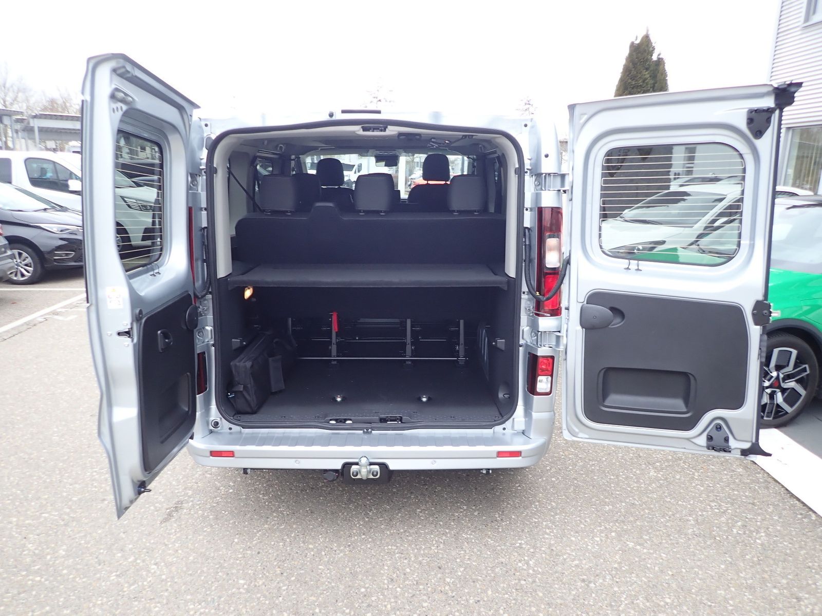 Fahrzeugabbildung Renault Trafic Pkw Evolution Blue dCi 170 Automatik MY25