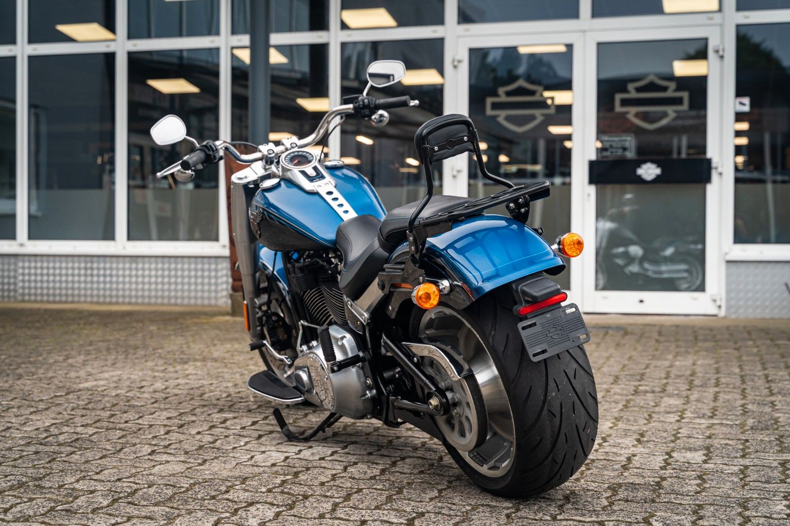 Fahrzeugabbildung Harley-Davidson FLFBS FAT BOY SOFTAIL 114 CUI ANV. JEKILL&HYDE