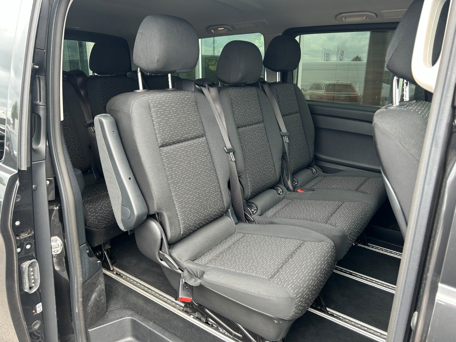 Fahrzeugabbildung Mercedes-Benz Vito 116 CDI Tourer Select 9G AHK2,5to LED