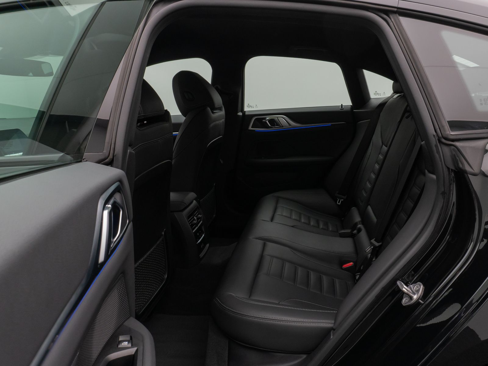 Fahrzeugabbildung BMW M440i xD  Gran Coupé Laser HUD DAB HiFi Komfort