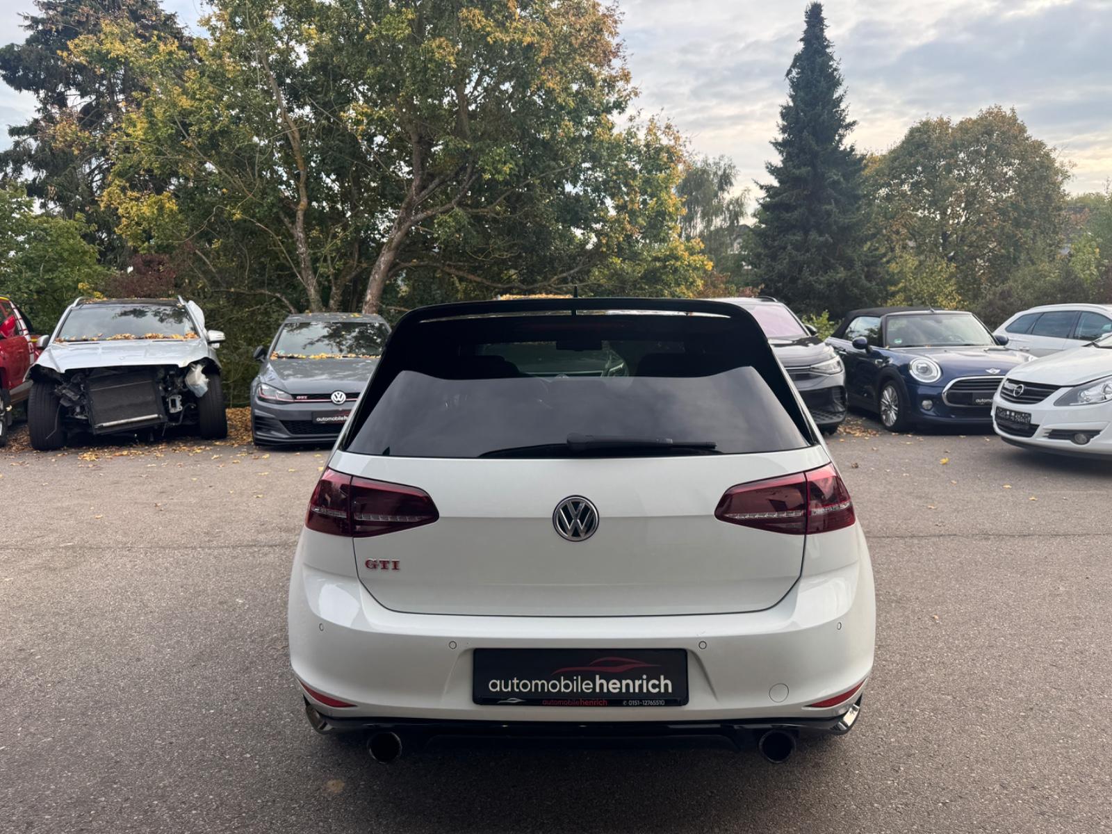 Volkswagen Golf VII 7 GTI Clubsport Recaro Schalensitze,ACC