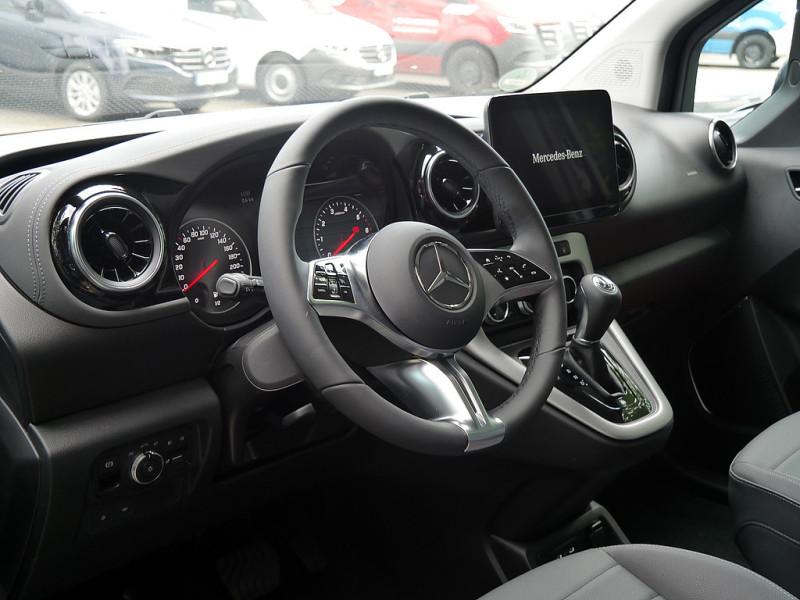 Mercedes-Benz T 180 PROGRESSIVE KLIMA NAVI LED STANDARD AHK