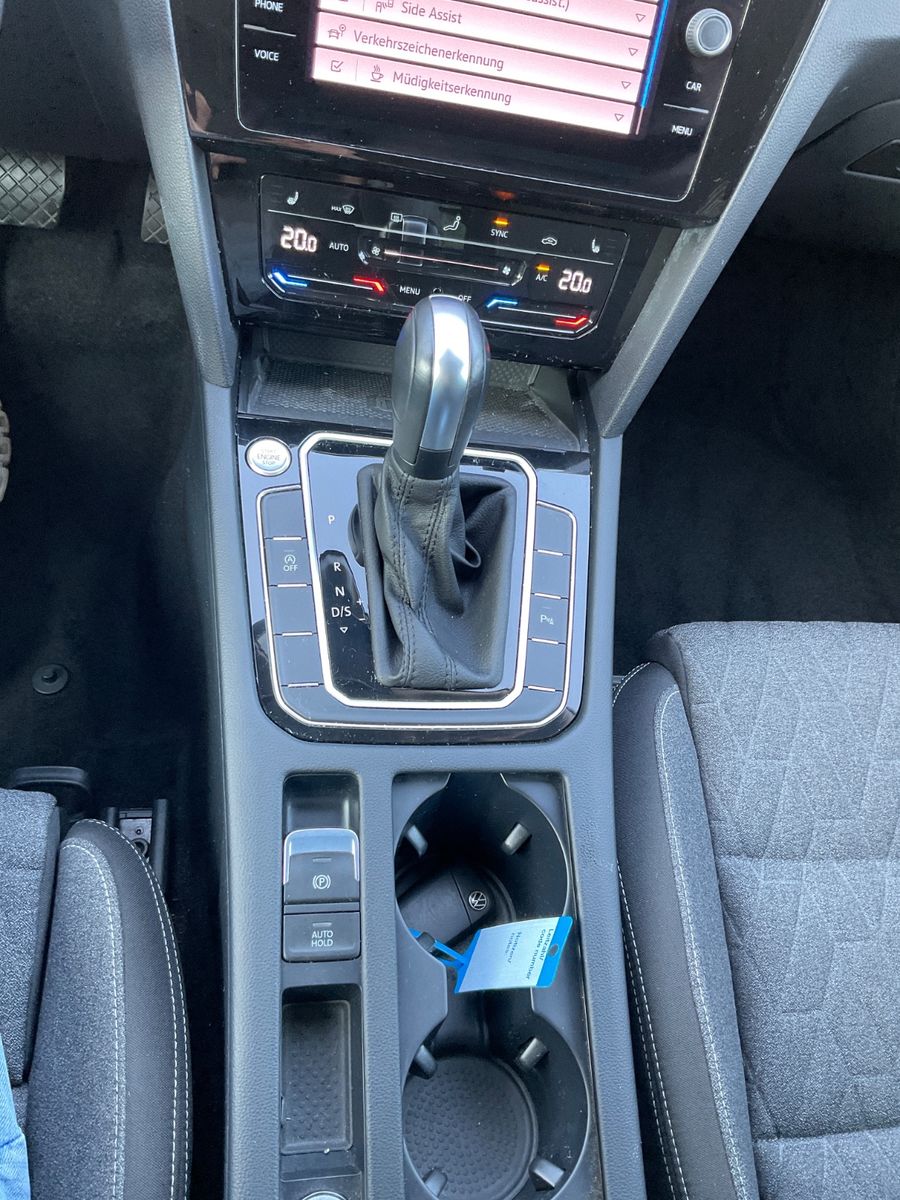 Fahrzeugabbildung Volkswagen Passat 2.0 TDI SCR DSG Busi,Kamera,ACC,CarPlay