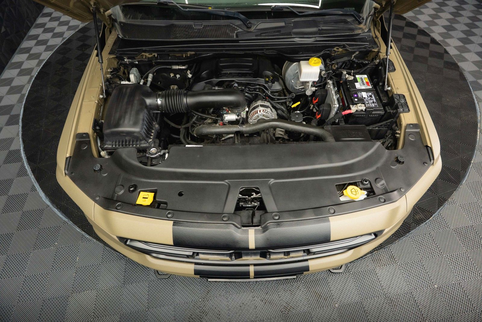 Fahrzeugabbildung Dodge RAM 5.7 V8 HEMI 4x4 PUNISHER LONGBED AxleLock