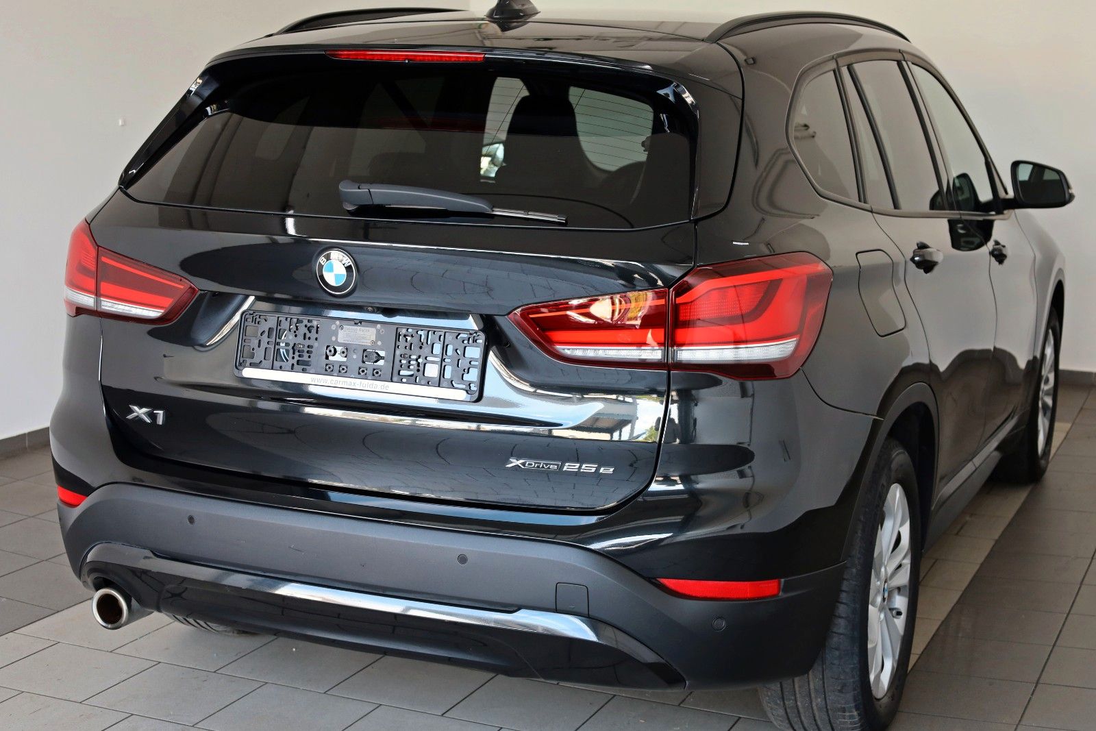 Fahrzeugabbildung BMW X1 xDrive25e Advantage,Leder,Navi,LED,Kamera,HUD