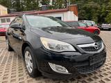 Opel Astra J 1.4T Sports Tourer*2.Hand'Lenkradhzg* - Opel Astra aus 2011: H