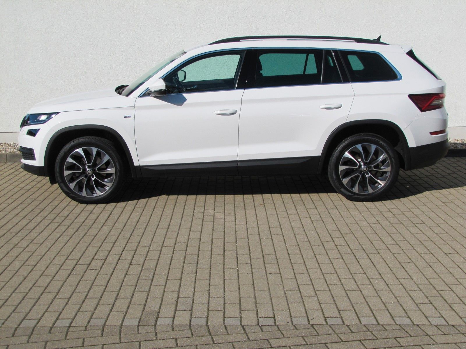 Fahrzeugabbildung SKODA Kodiaq Sondermodell Drive 125 1.5 TSI DSG