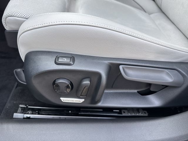 Passat Variant BUISNESS 2.0 TDI DSG IQ DRIVE MAT