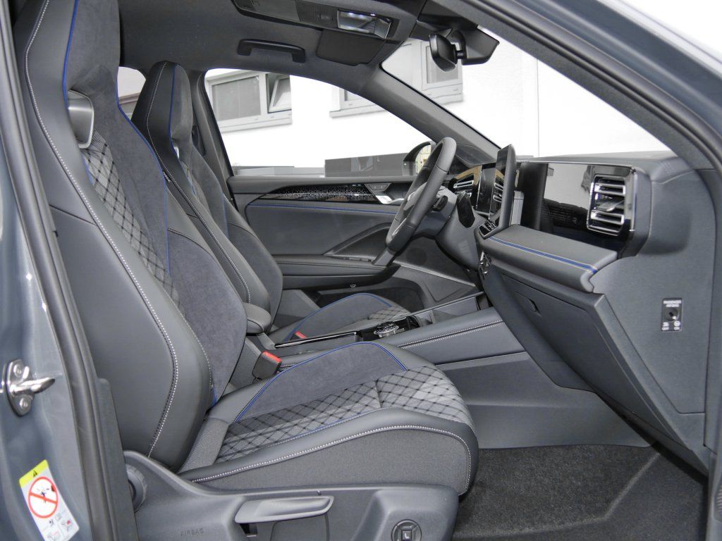 Fahrzeugabbildung Volkswagen Tiguan 2.0 TDI R-Line AHK Matrix Kamera AppConne