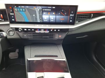 Bild 15 Opel Grandland (X) Grandland 1.2 48V Mild-Hybrid 100kW GS HUD Navi