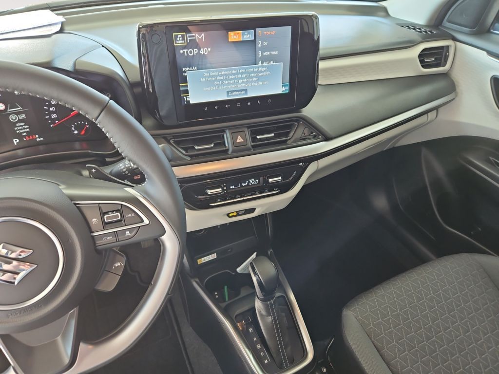 Fahrzeugabbildung Suzuki Swift 1.2 Hybrid CVT Comfort+