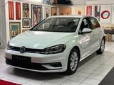 Volkswagen Golf VII Lim. Trendline BlueMotion 1  Hand - Volkswagen Golf: Trendline Bluemotion