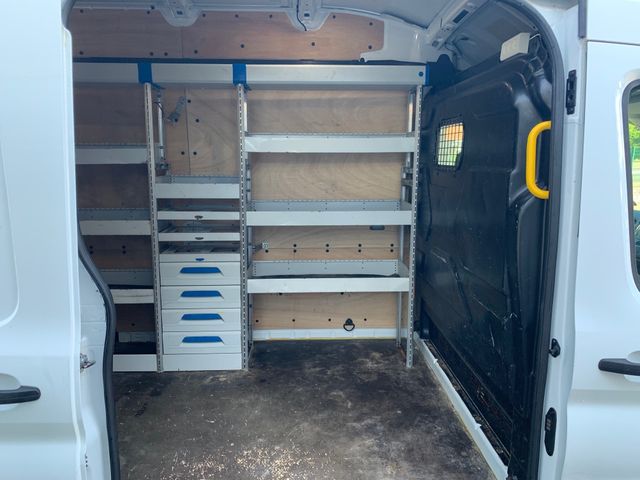 Fahrzeugabbildung Ford Transit 350 L3H3+AHK+Auffahrrampe+Tempomat+Klima