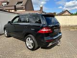 Mercedes-Benz ML 350 CDI BlueTec AMG *1.Hand*Klima*Kamera*AHK - Mercedes-Benz ML 350 in Krefeld