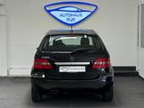 Mercedes-Benz B 200 Panorama/SHZ/Einparkhilfe - Mercedes-Benz B 200: Kleinwagen