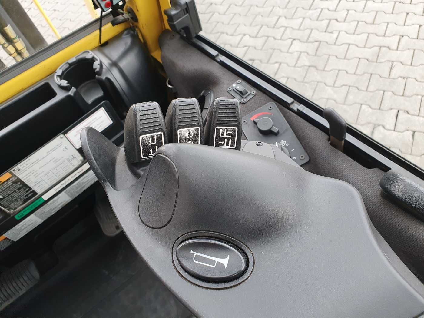 Fahrzeugabbildung Hyster H3.5 FT / Duplex: 3,61m / nur 2.476h / SS