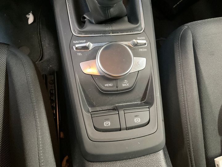 Fahrzeugabbildung Audi Q2 30 TFSI advanced *Cam*PDC*LED*Sitzhzg.*ACC*