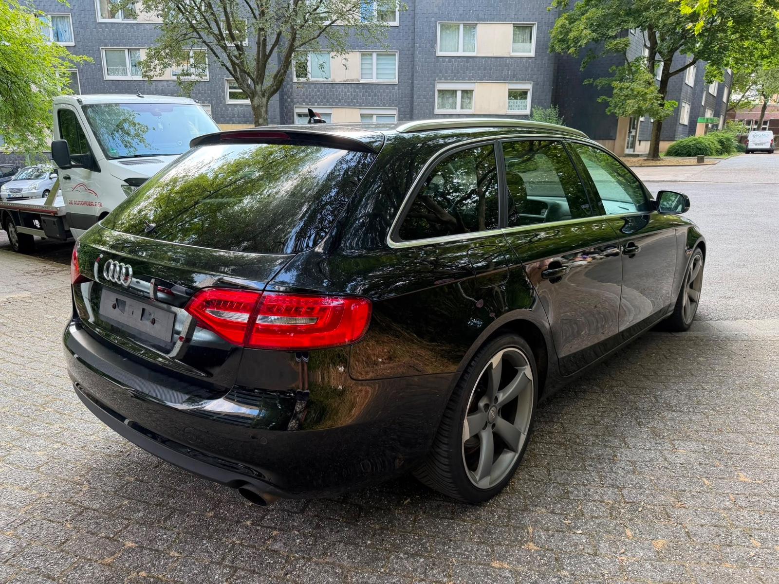 Audi A4 2012 — rear view