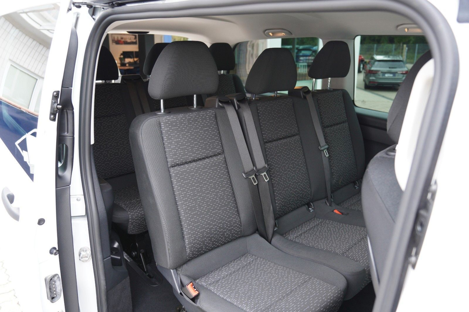 Fahrzeugabbildung Mercedes-Benz Vito Tourer 114CDI Pro lang*AHK*NAVI*SHZ*Standh*