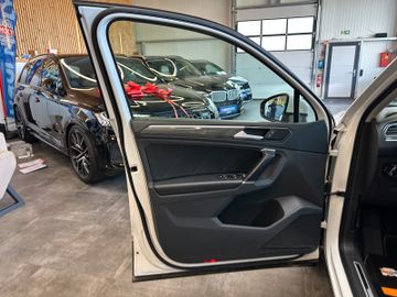 MYAUTOCENTER – Gebraucht- und Jahreswagen mit Werkstattservice in Pfaffenhofen Volkswagen Tiguan *Highline*4Motion*Leder*AHK*LED*