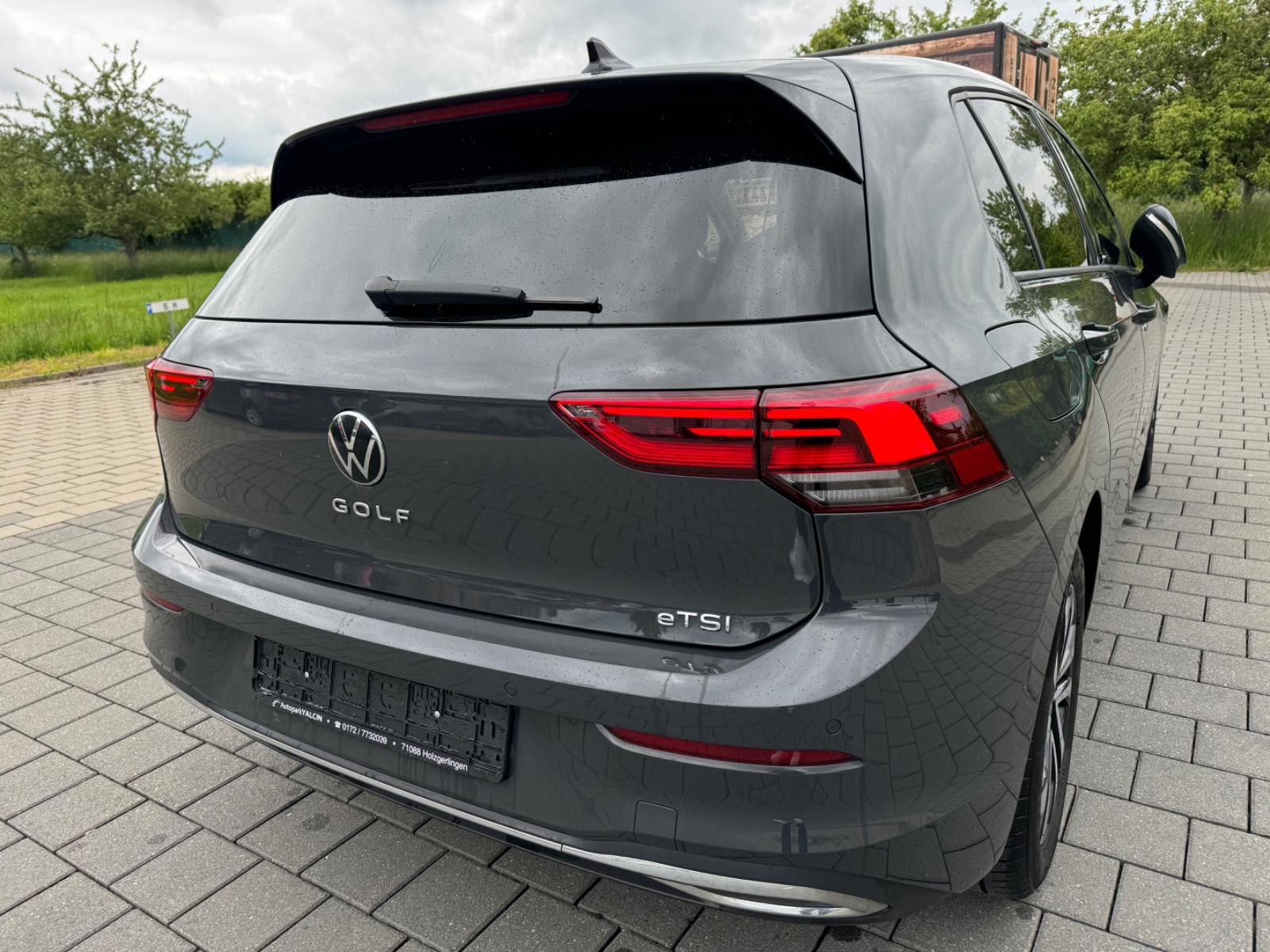 Volkswagen Golf VIII 1.0 eTSI Active NAVI*KLIMATRONIK*MTL* — 4