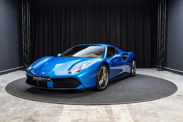 Ferrari 488 Spider + Carbon + Daytona + Liftsystem