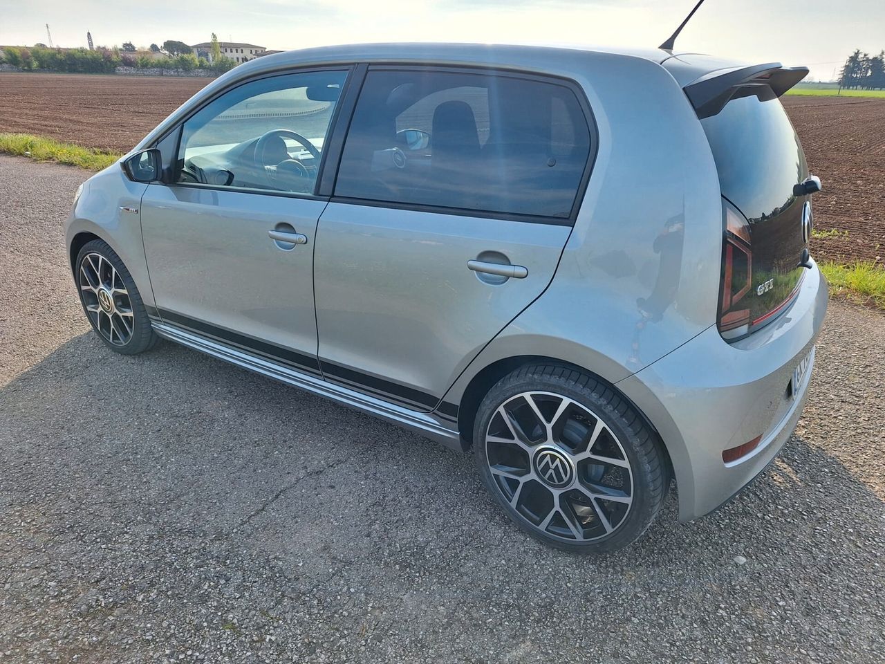 Volkswagen up! 1.0 TSI 5p. GTI km 65000 imagem 2