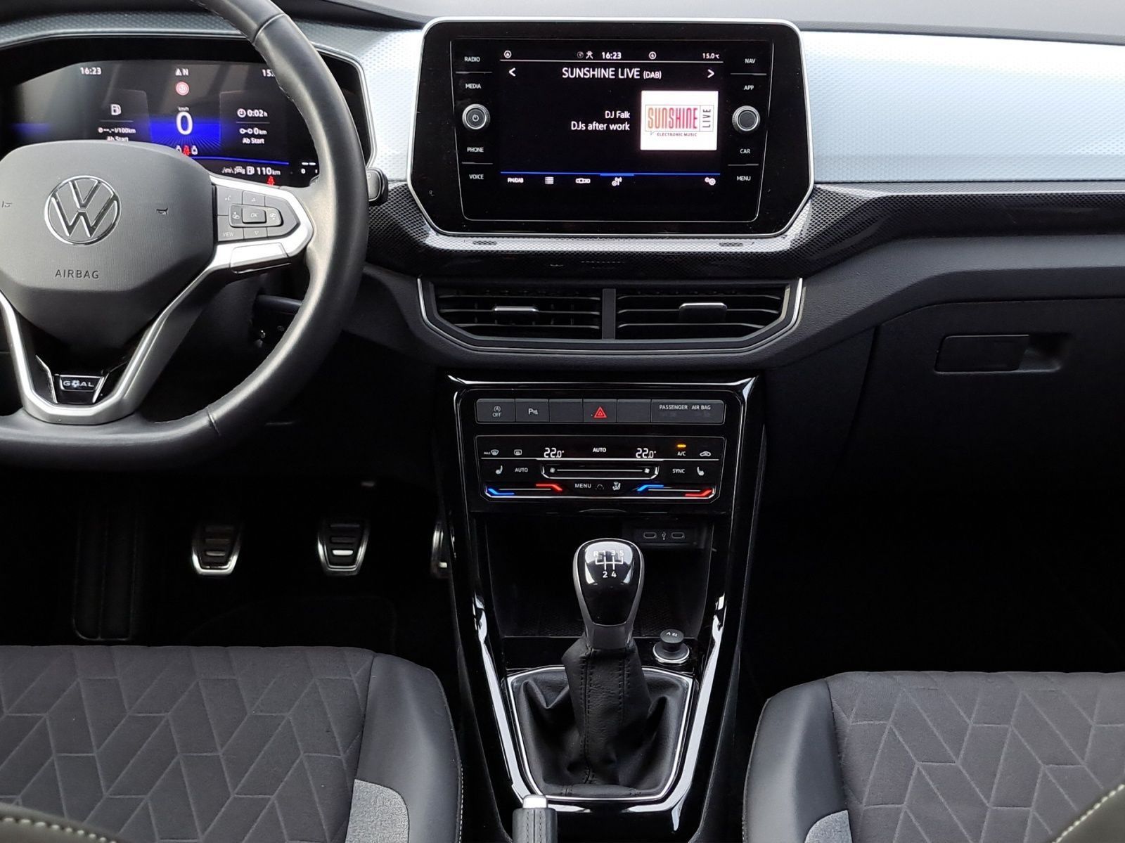 Volkswagen T-Cross - Bild 8