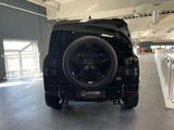 Land Rover Defender V8  P525 110 - Land Rover Defender in Aachen