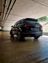 Volkswagen Tiguan R-LINE PANORAMA Bear Lock AHK STANDH LED  - Privatanbieter Berlin gebraucht