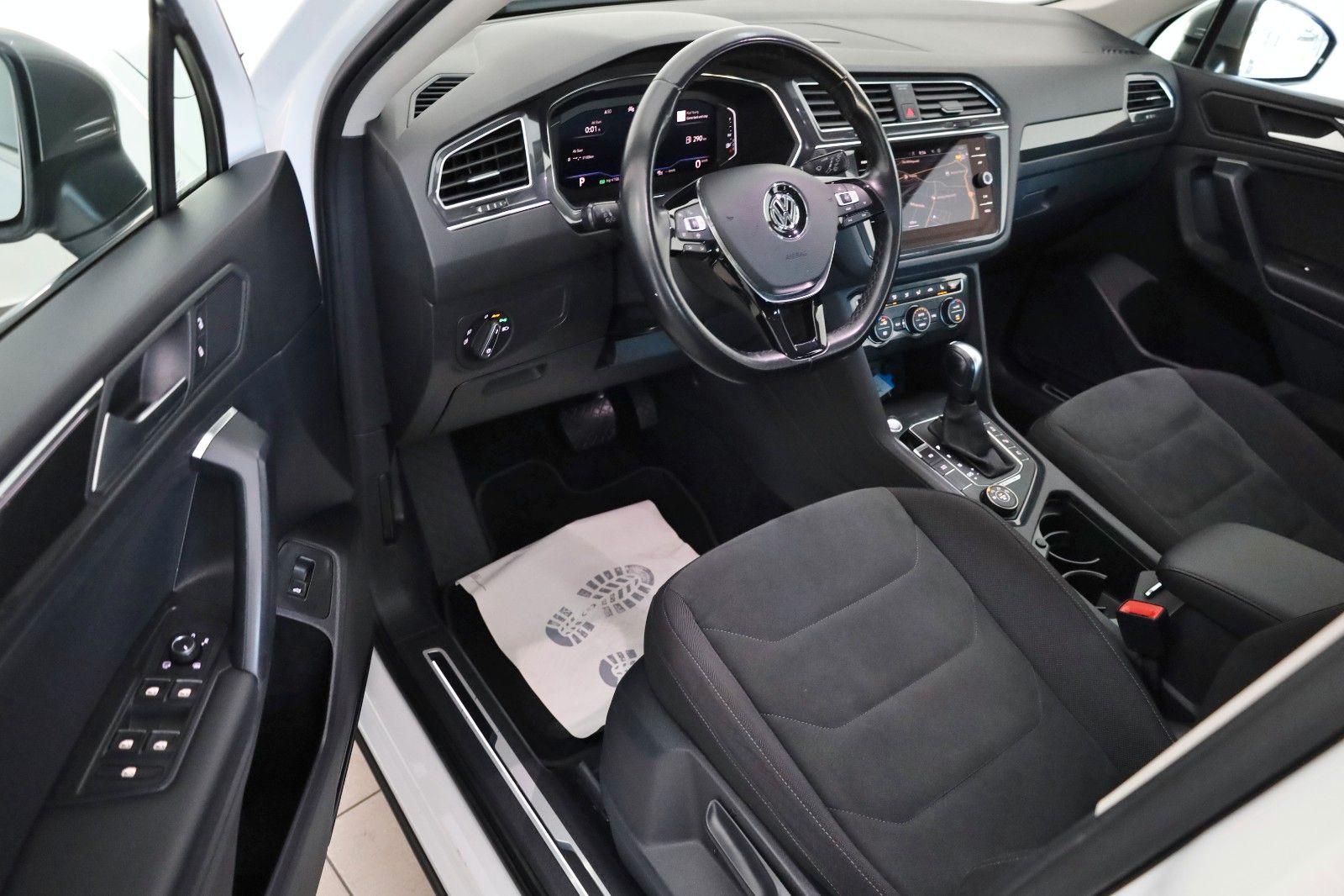 Fahrzeugabbildung Volkswagen Tiguan Allspace Highline 4M Navi,LED,360°,ACC,SH